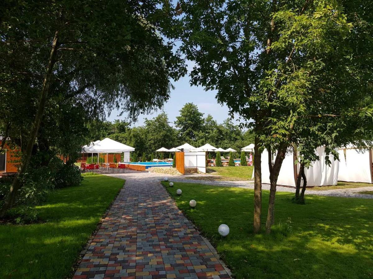 Liman Park Eco Hotel Stara Zbur'yivka Kültér fotó